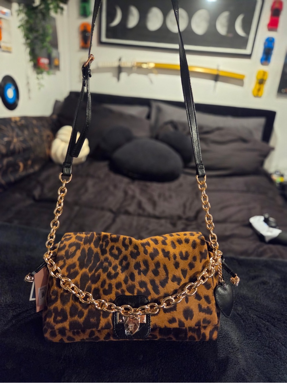 NEW Juicy Couture Natural Leopard
Fashionable Juicy Crossbody bag #juicy